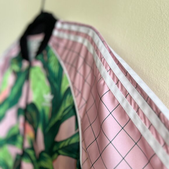 "Adidas" water proof jacket - Size M - Picture 4 of 7